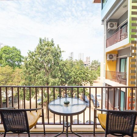 Oyo 75367 Ud Pattaya Hotel بانغْلامونغْ المظهر الخارجي الصورة