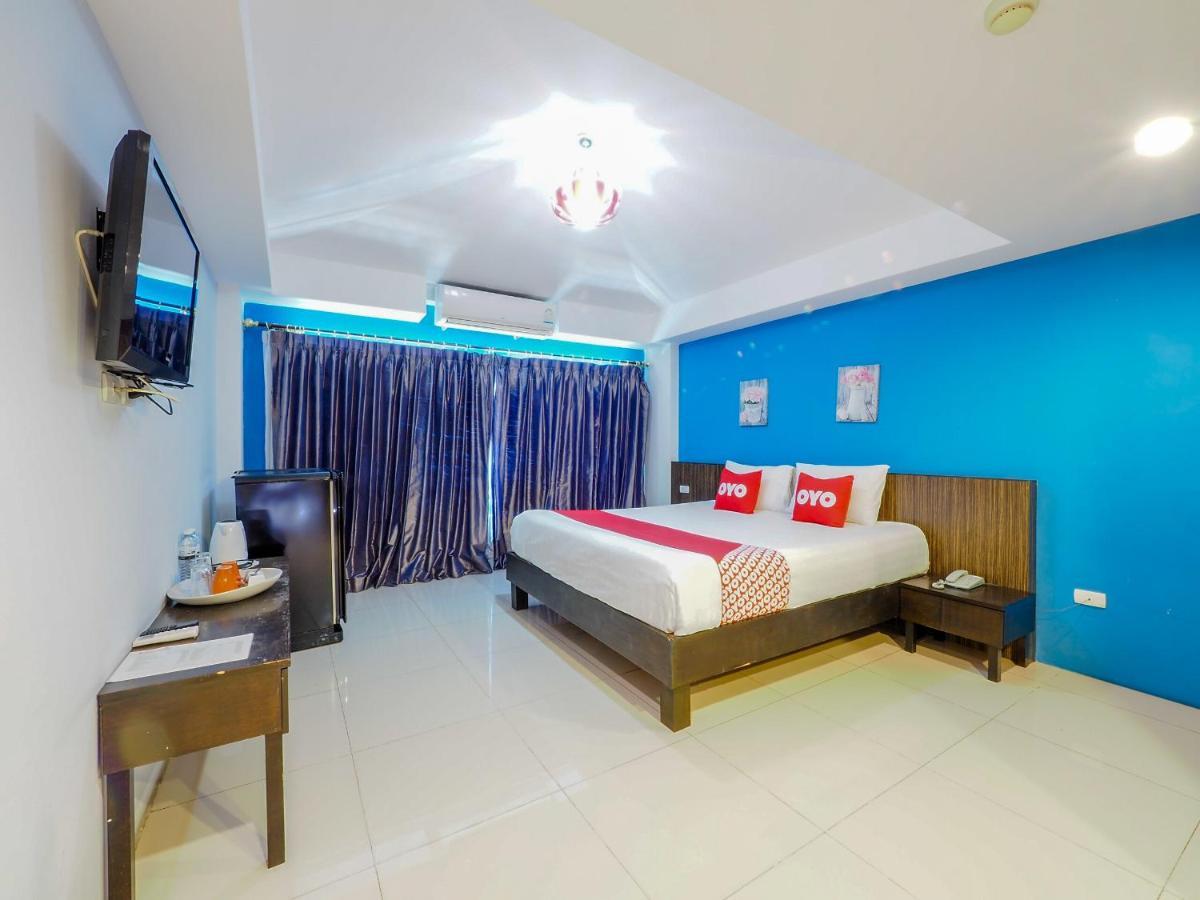 Oyo 75367 Ud Pattaya Hotel بانغْلامونغْ المظهر الخارجي الصورة