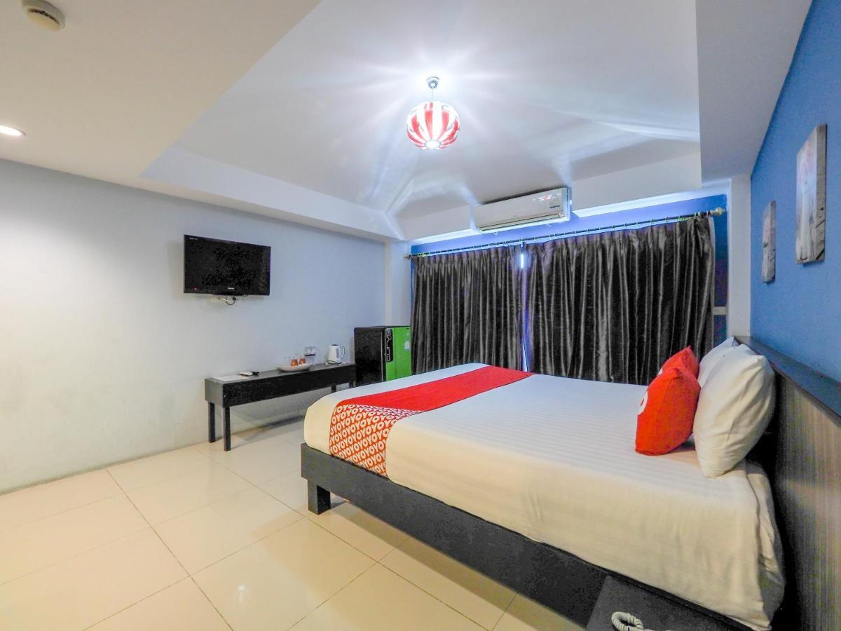 Oyo 75367 Ud Pattaya Hotel بانغْلامونغْ المظهر الخارجي الصورة