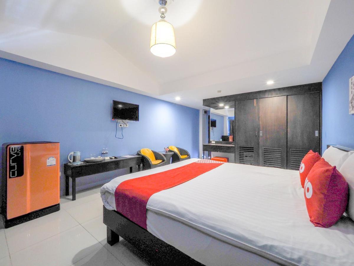 Oyo 75367 Ud Pattaya Hotel بانغْلامونغْ المظهر الخارجي الصورة