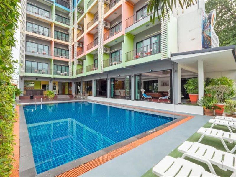 Oyo 75367 Ud Pattaya Hotel بانغْلامونغْ المظهر الخارجي الصورة