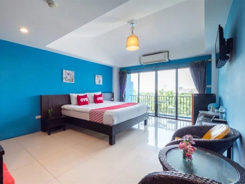 Oyo 75367 Ud Pattaya Hotel بانغْلامونغْ المظهر الخارجي الصورة