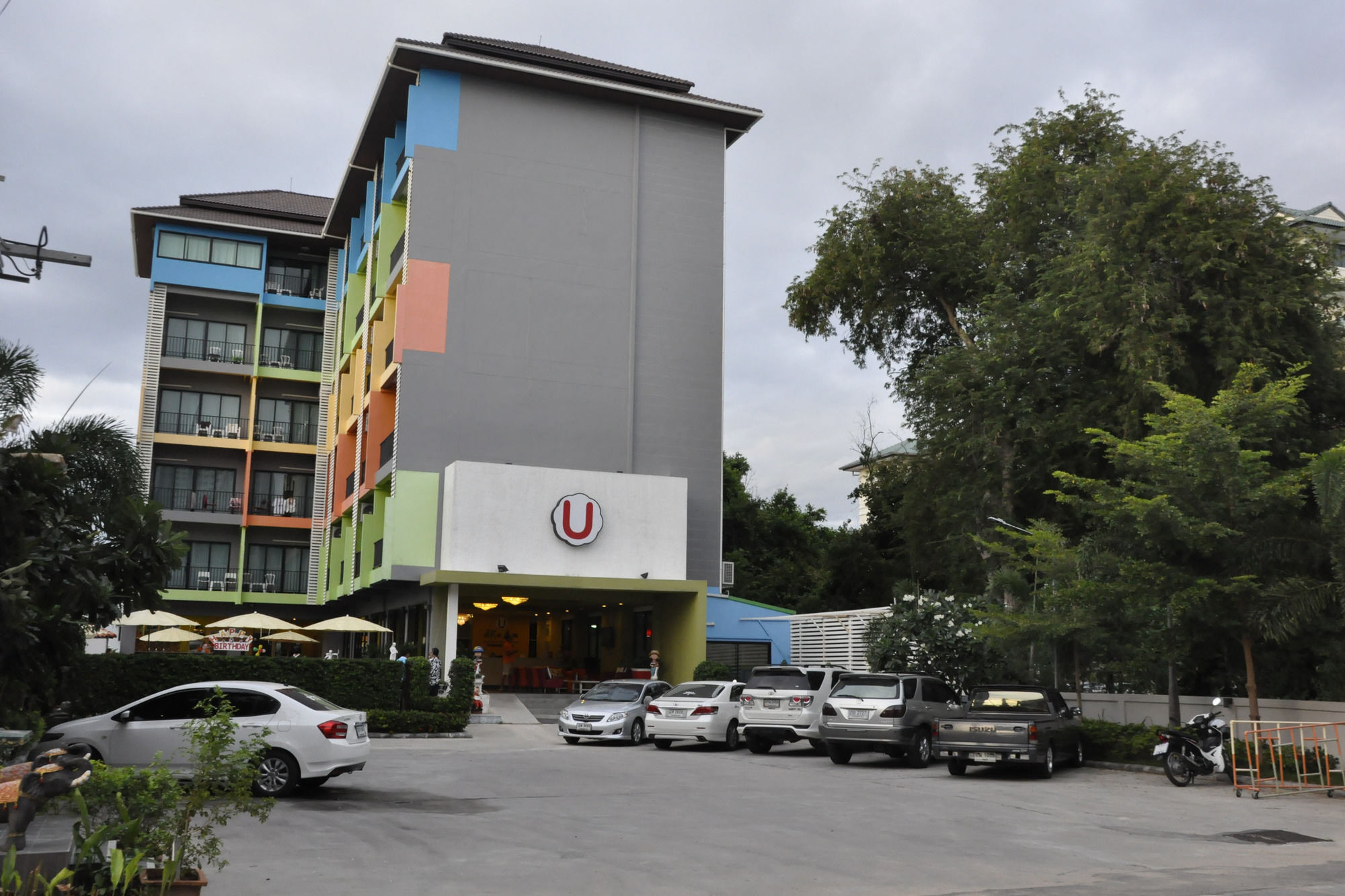Oyo 75367 Ud Pattaya Hotel بانغْلامونغْ المظهر الخارجي الصورة